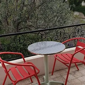 2 Pieces Calme Et Fonctionnel Appartement